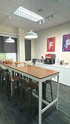 Jalan Pemimpin (D20), Office #534115371